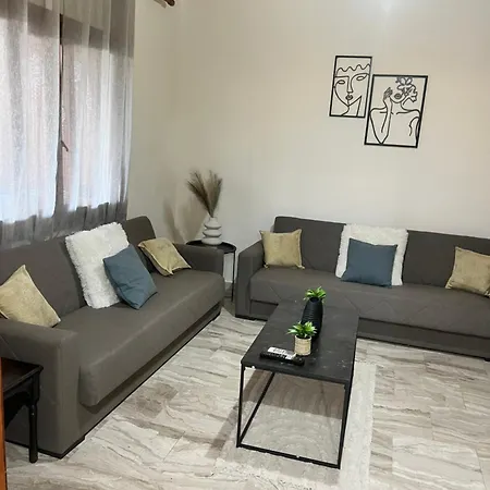 Beach House With Garden Sleeps 6 Makrygialos Exterior foto