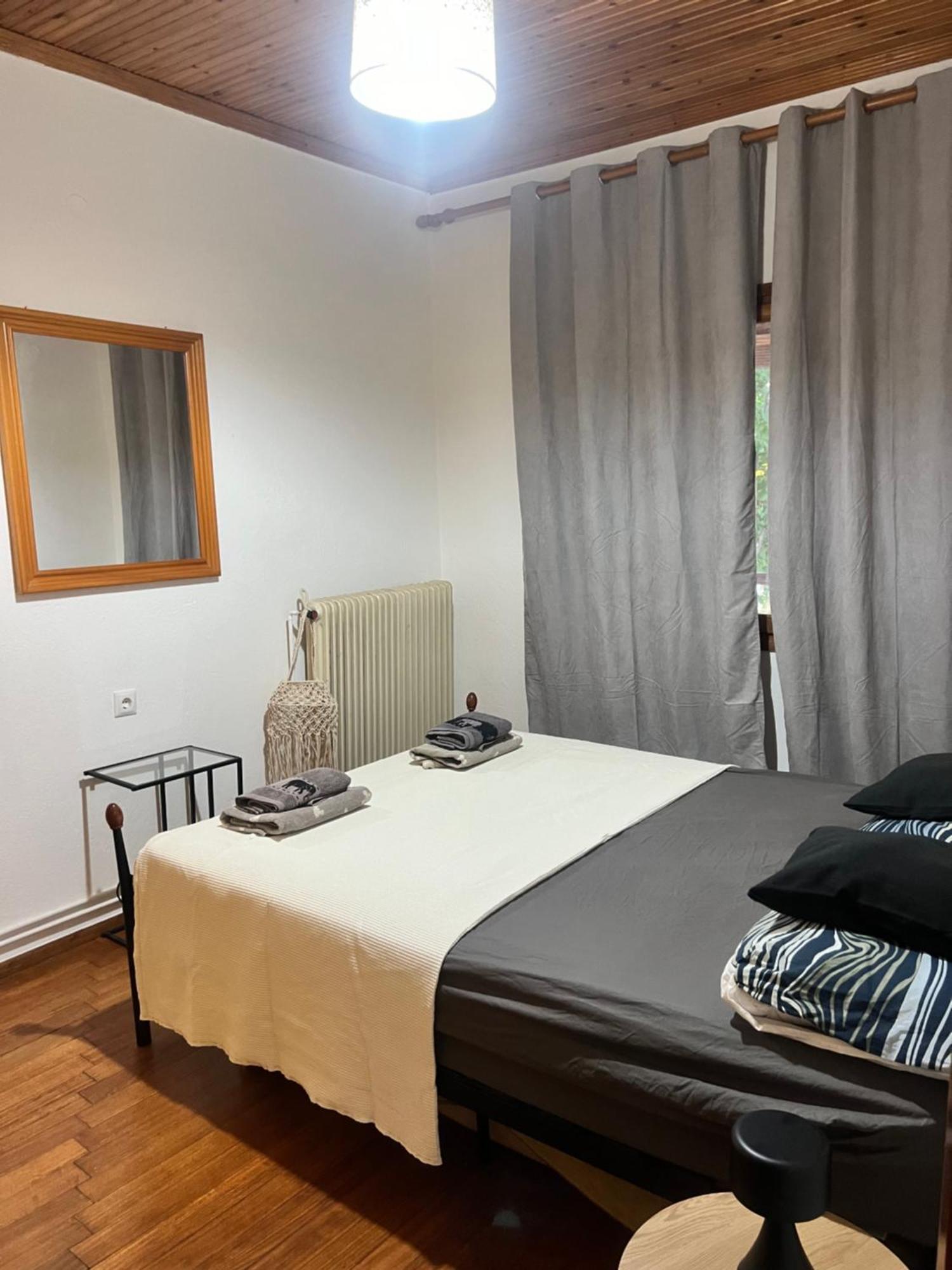 House With Garden Sleeps 6 * Makrygialos
